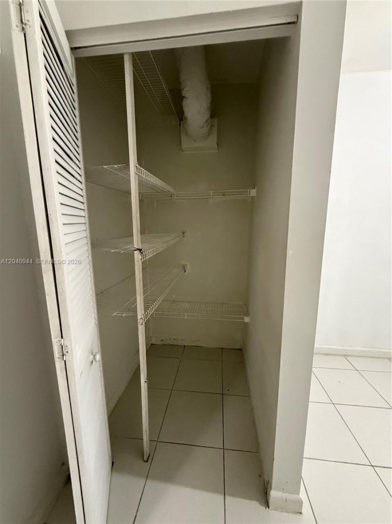 300 SW 9th Ave, Unit A, Hallandale Beach, FL 33009 Photo
