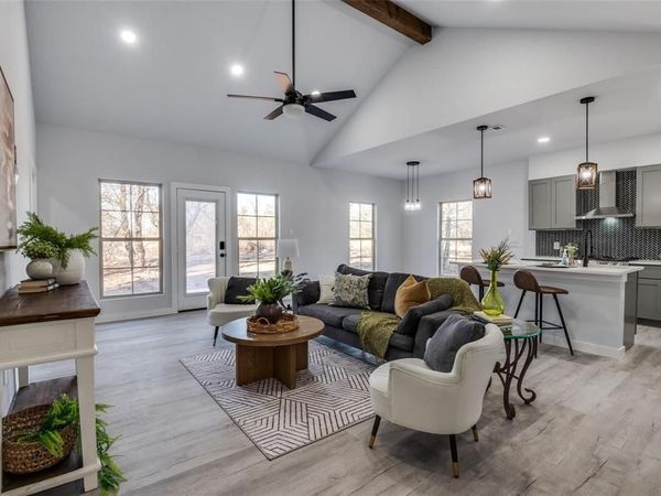 418 Kelly Lane, Seven Points, TX 75143