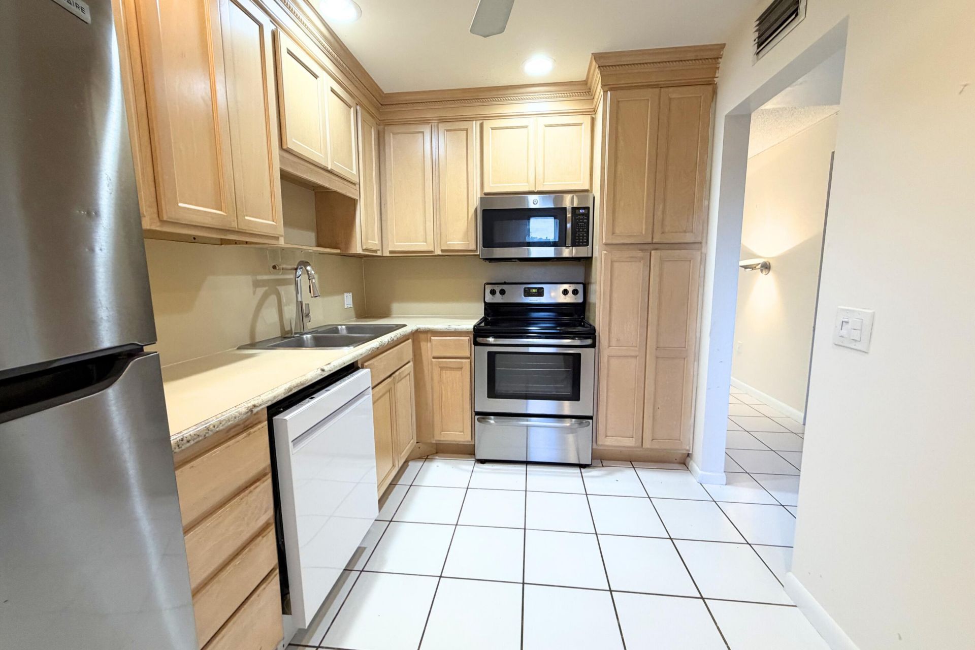 4266 Deste Court, Unit 101, Lake Worth, FL 33467 Photo