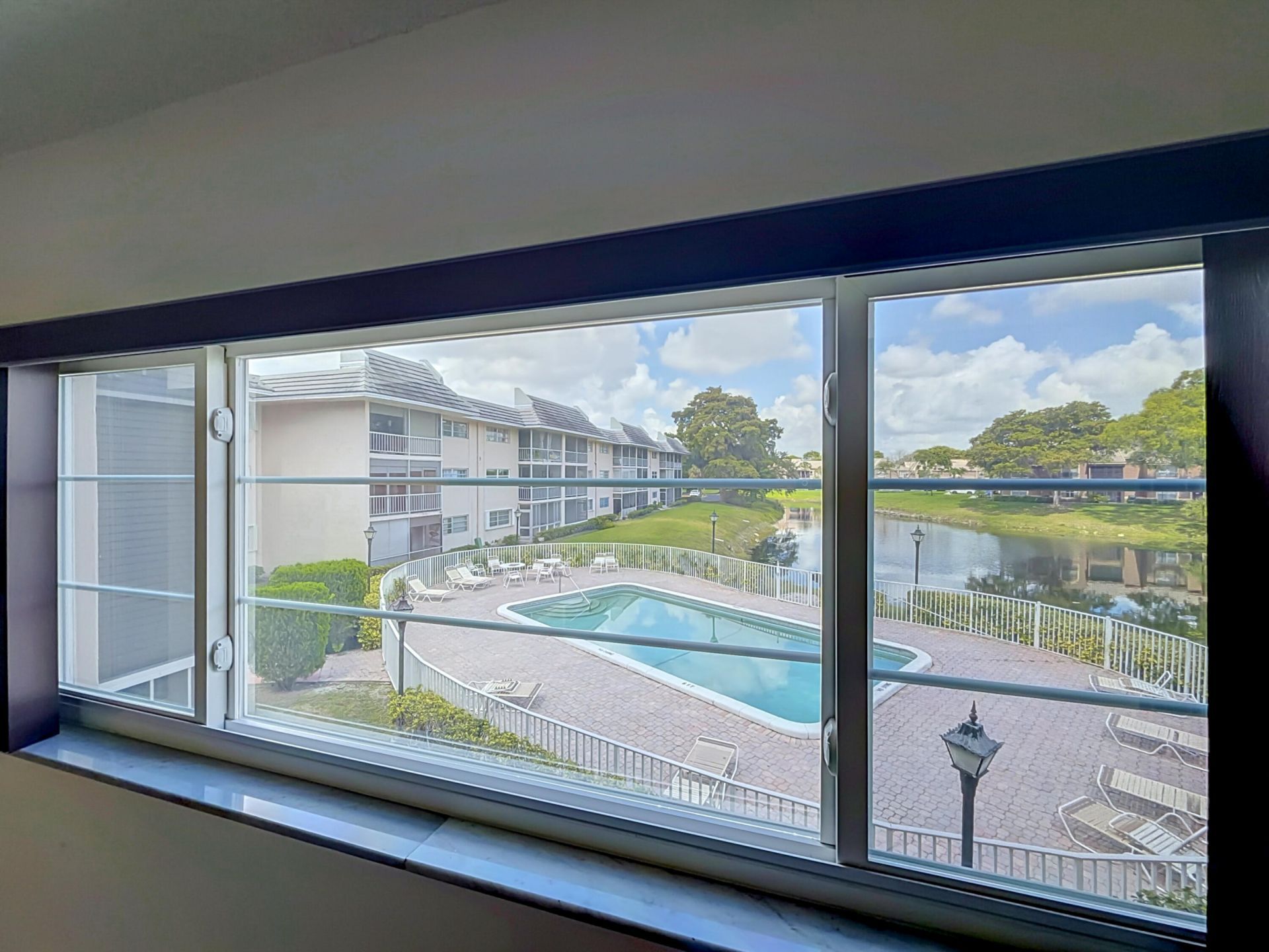 2850 Forest Hills Boulevard, Unit 212, Coral Springs, FL 33065 Photo
