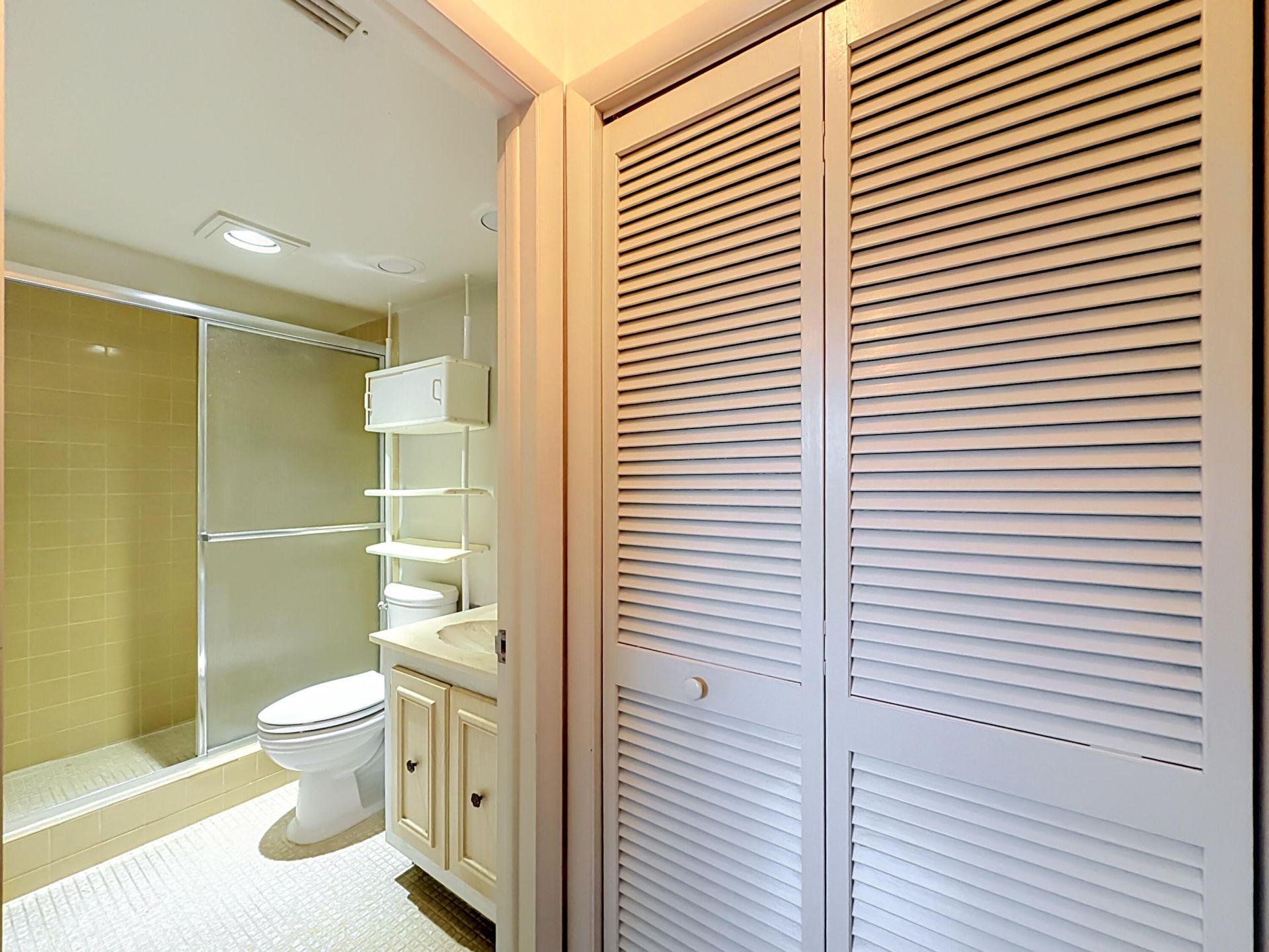 2850 Forest Hills Boulevard, Unit 212, Coral Springs, FL 33065 Photo