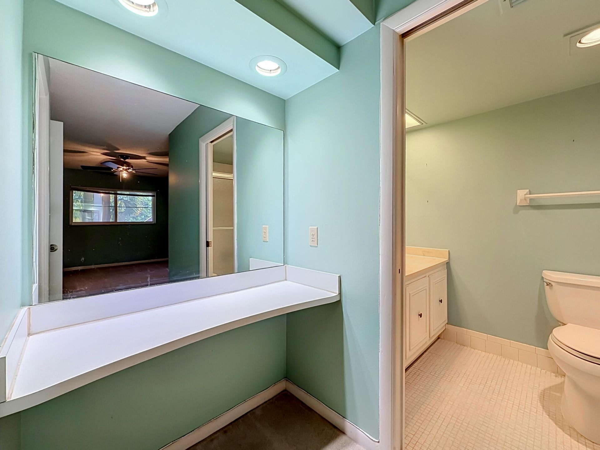 2850 Forest Hills Boulevard, Unit 212, Coral Springs, FL 33065 Photo