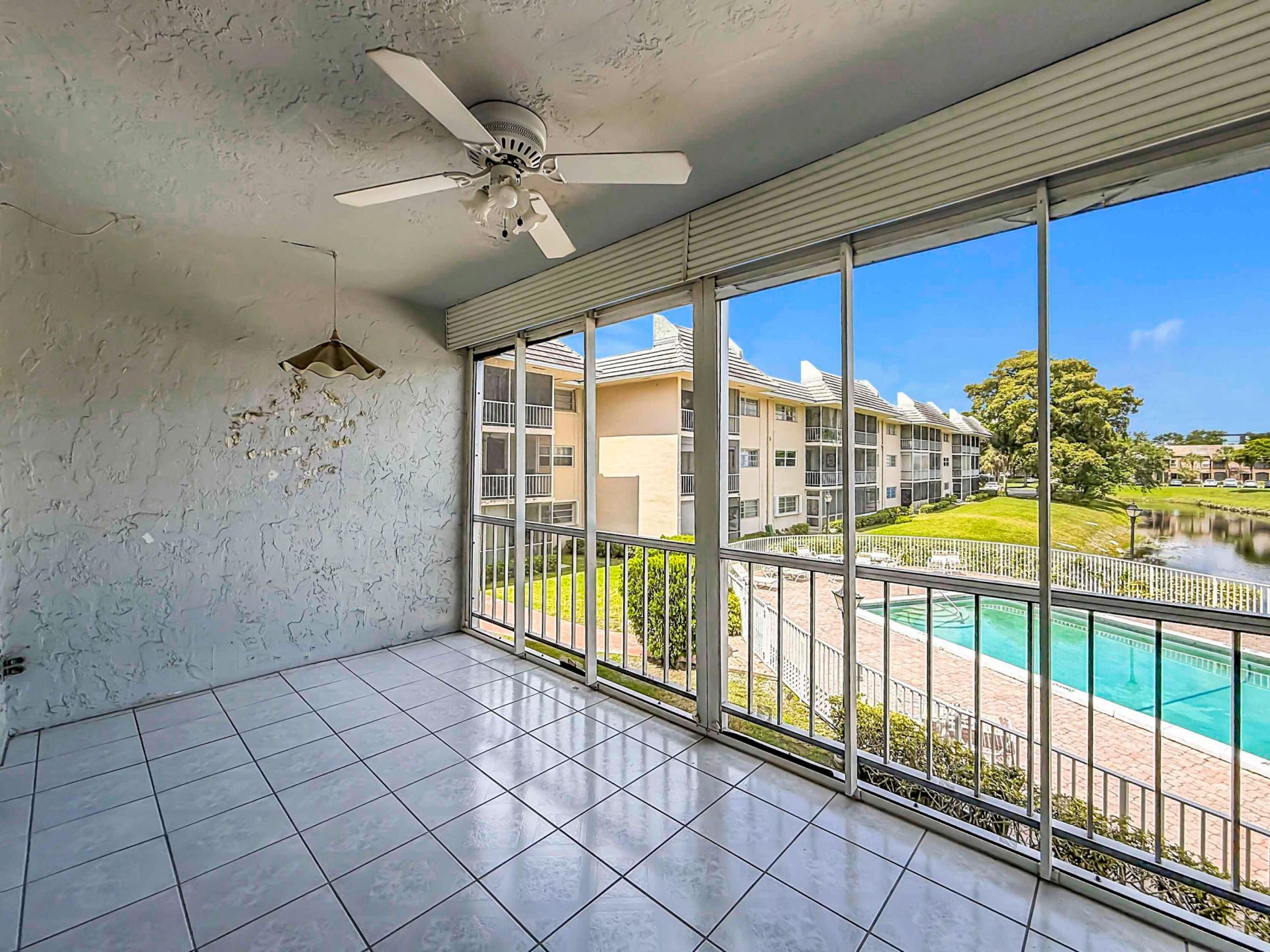 2850 Forest Hills Boulevard, Unit 212, Coral Springs, FL 33065 Photo