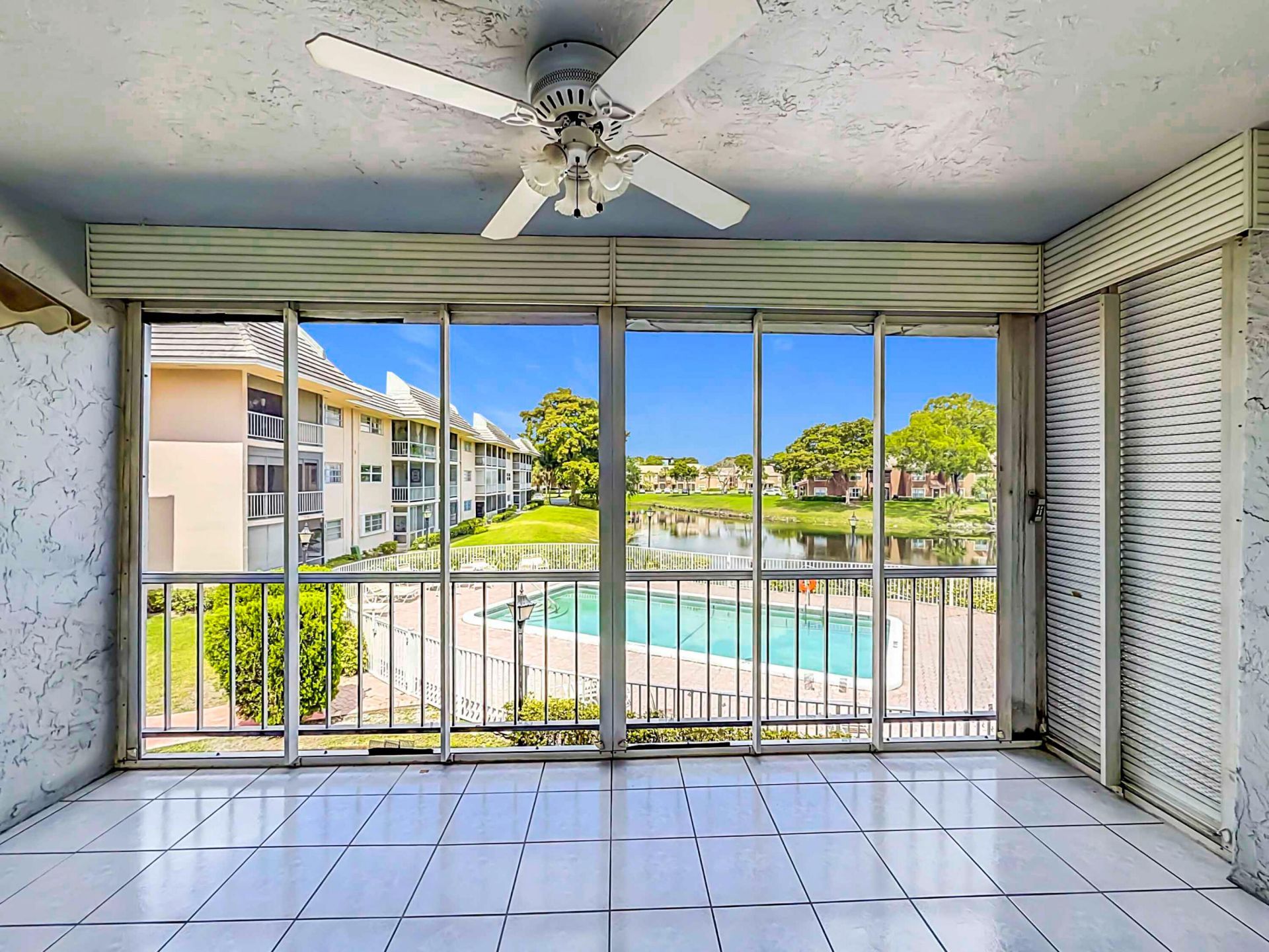 2850 Forest Hills Boulevard, Unit 212, Coral Springs, FL 33065 Photo
