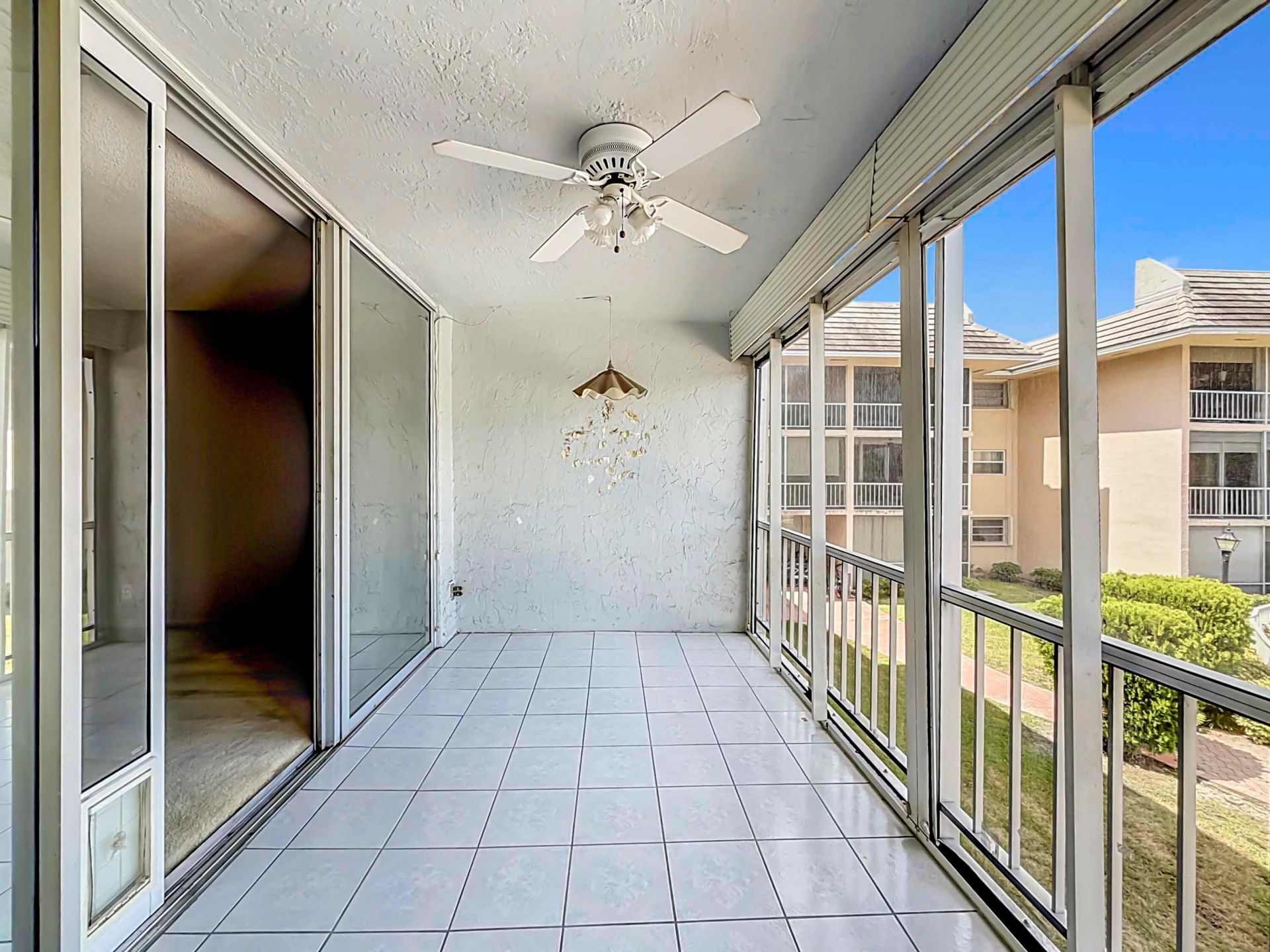 2850 Forest Hills Boulevard, Unit 212, Coral Springs, FL 33065 Photo