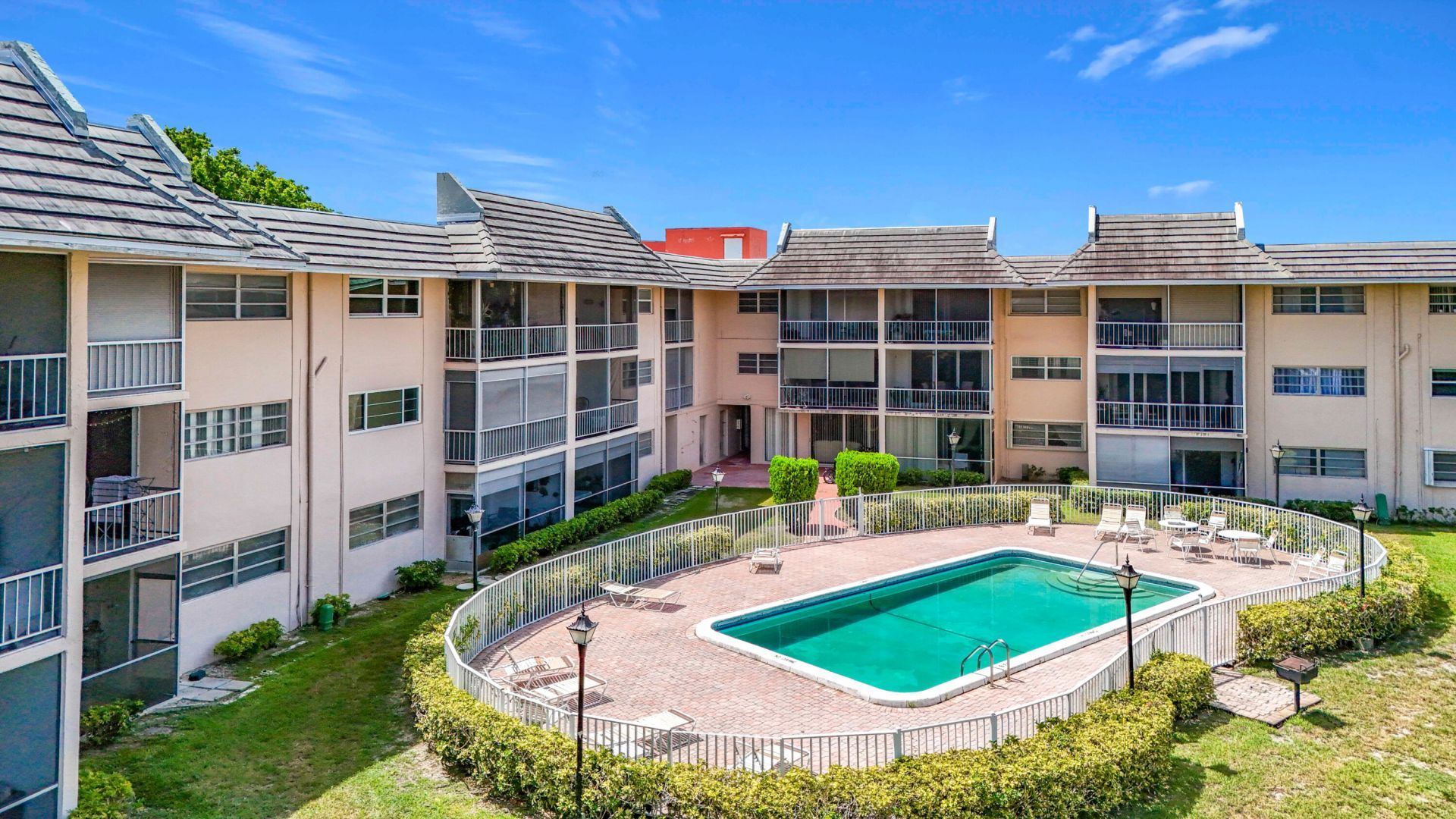 2850 Forest Hills Boulevard, Unit 212, Coral Springs, FL 33065 Photo