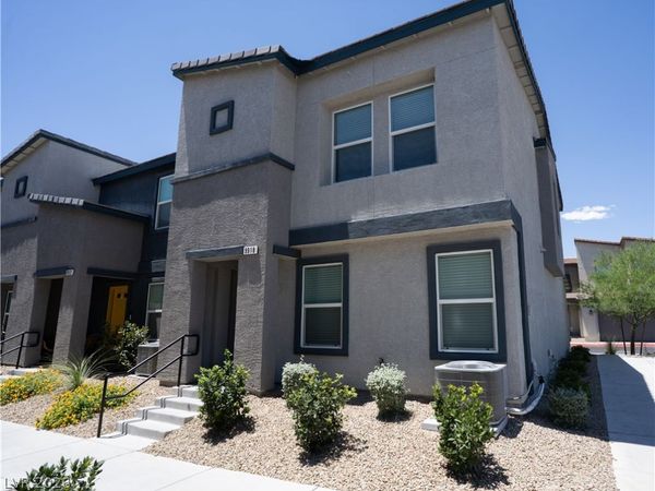 9918 Daffodil Hills Street, Las Vegas, NV 89141