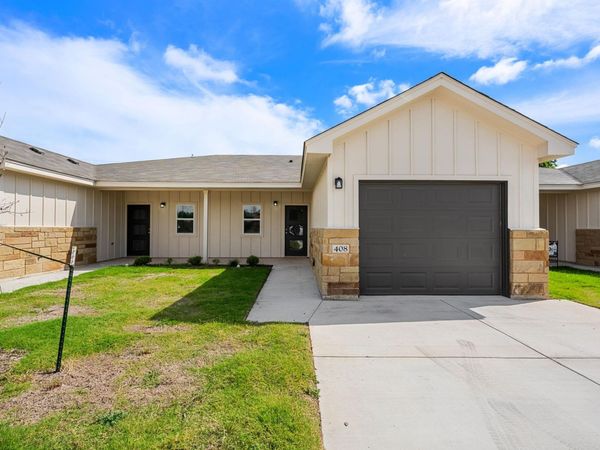 408 W Avenue C , Copperas Cove, TX 76522