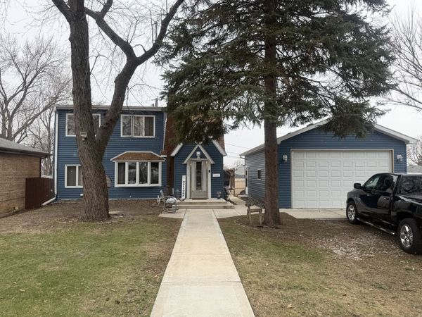 8728 S ROCKWELL Avenue , Evergreen Park, IL 60805