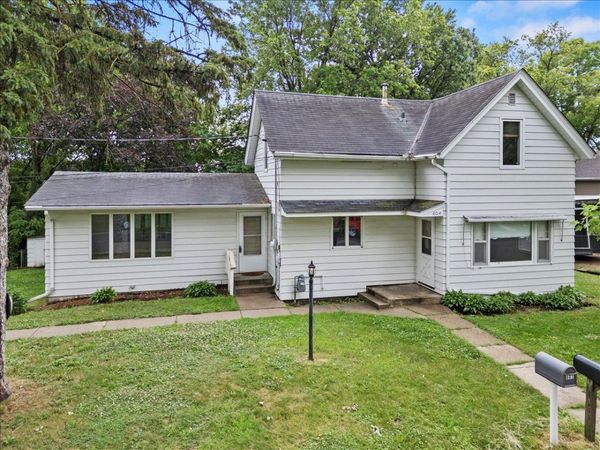 604 Angel Avenue SW, Watertown, MN 55388
