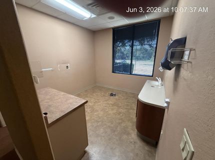 4970 Rocklin Rd #100, Unit 100, Rocklin, CA 95677 Photo