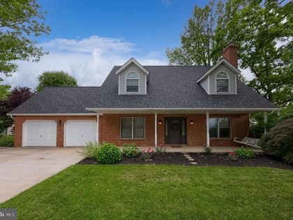 70 DOGWOOD LANE Manchester, PA 17345