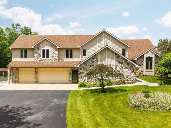 2325 7 Mile Road, Northfield Twp, MI 48178