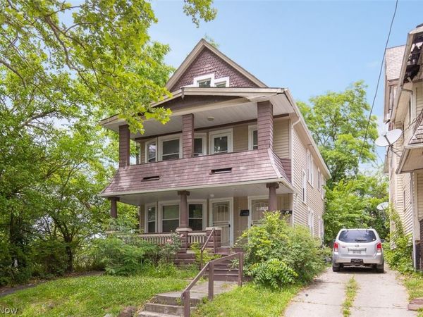 9421 Parkview Avenue , Cleveland, OH 44104