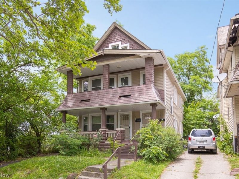 9421 Parkview Avenue, Cleveland, OH 44104 Photo 1