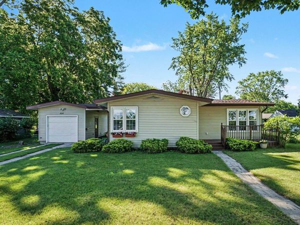 131 Riverside Drive, Alma, MI 48801