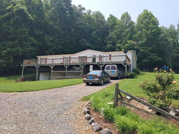860 Iron Bridge Road, Mosheim, TN 37818