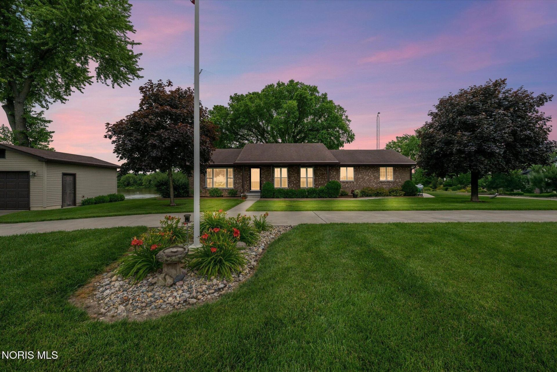 14079 S River Road, Grand Rapids, OH 43522 Main Photo