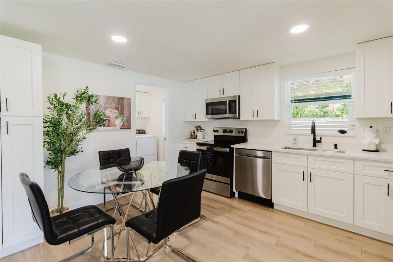 916 17th Street N, Saint Petersburg, FL 33713 Photo