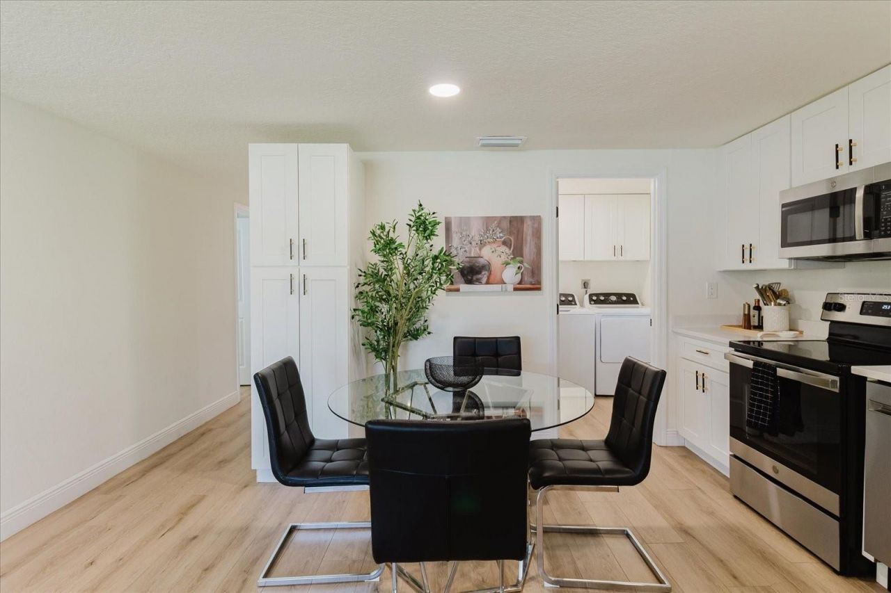 916 17th Street N, Saint Petersburg, FL 33713 Photo