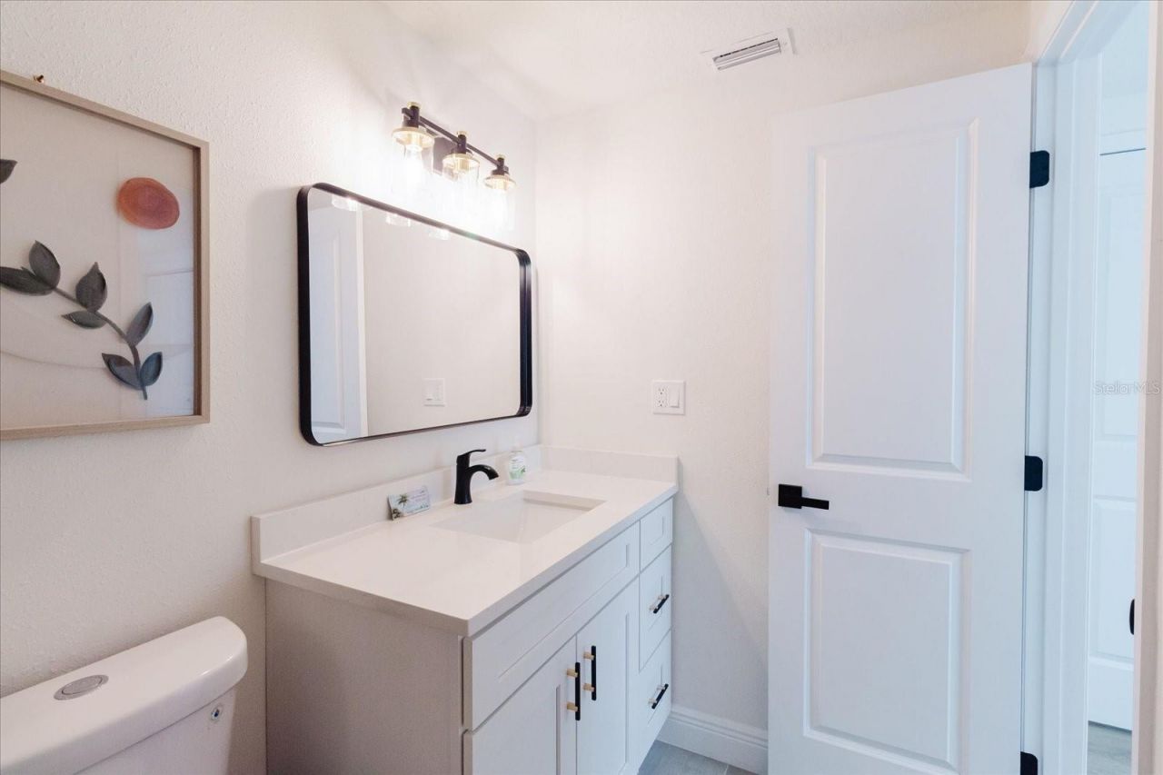 916 17th Street N, Saint Petersburg, FL 33713 Photo