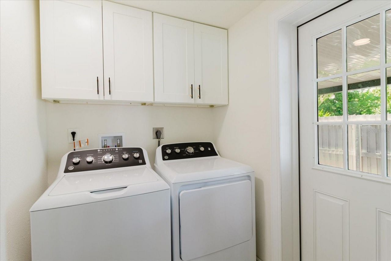 916 17th Street N, Saint Petersburg, FL 33713 Photo