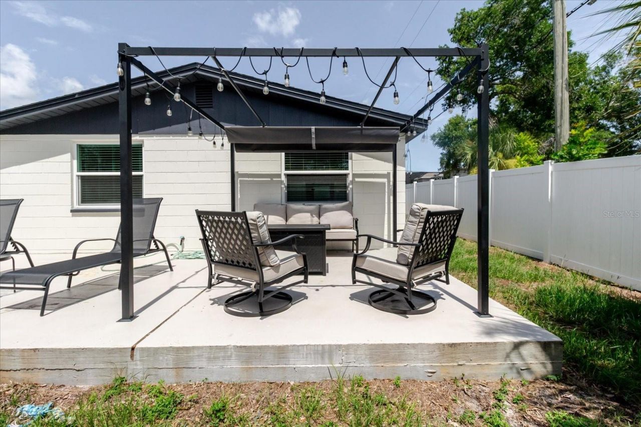 916 17th Street N, Saint Petersburg, FL 33713 Photo