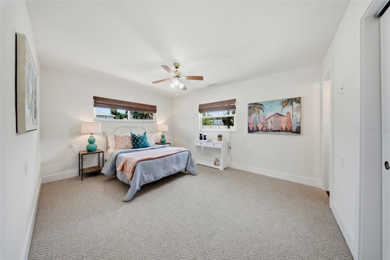 7039 Hibiscus Avenue S, South Pasadena, FL 33707 Photo