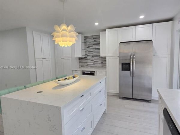 17324 NW 74th Ave , Unit 102, Hialeah, FL 33015