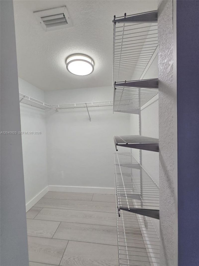 17324 NW 74th Ave, Unit 102, Hialeah, FL 33015 Photo