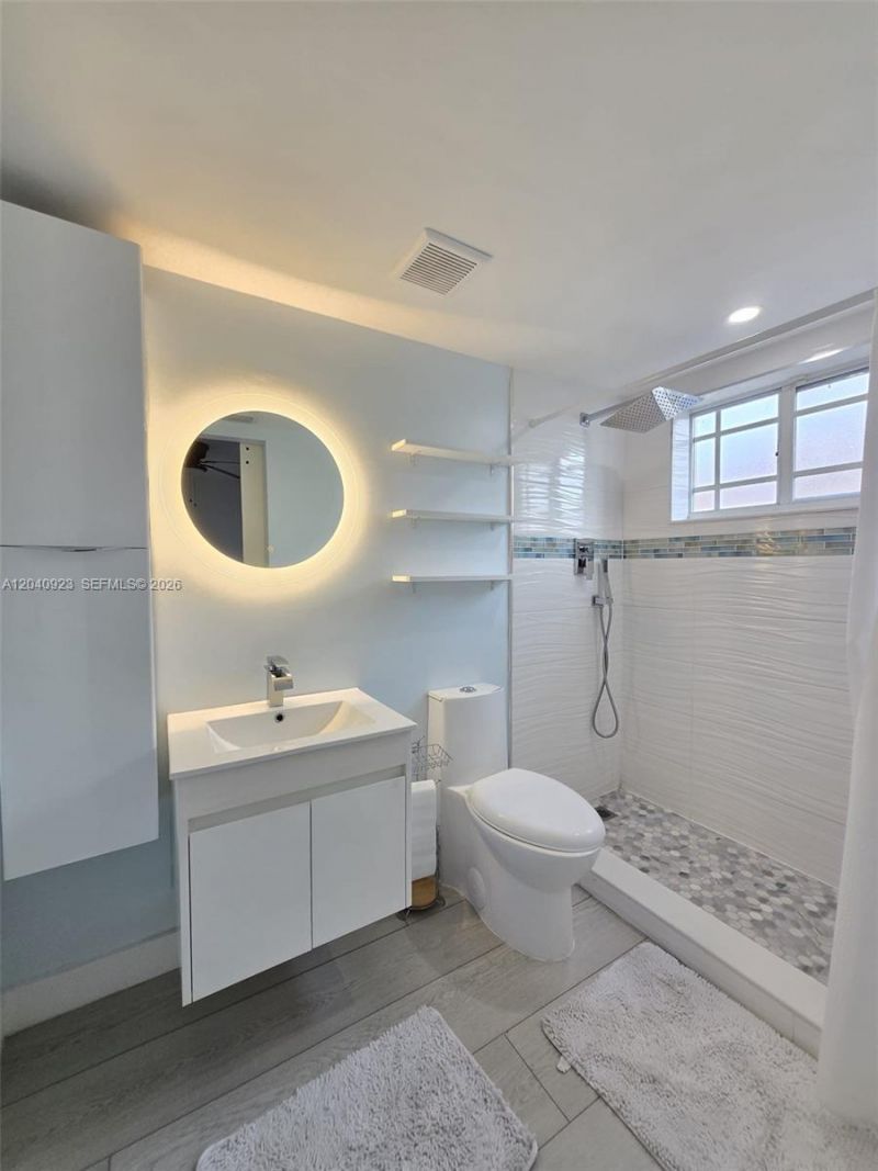 17324 NW 74th Ave, Unit 102, Hialeah, FL 33015 Photo