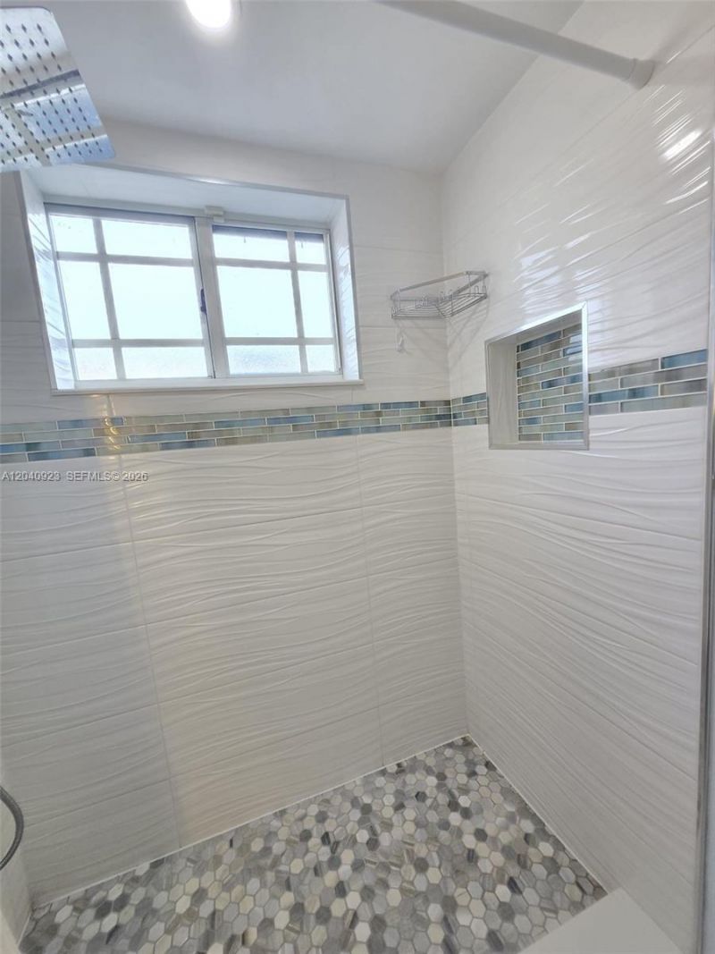 17324 NW 74th Ave, Unit 102, Hialeah, FL 33015 Photo