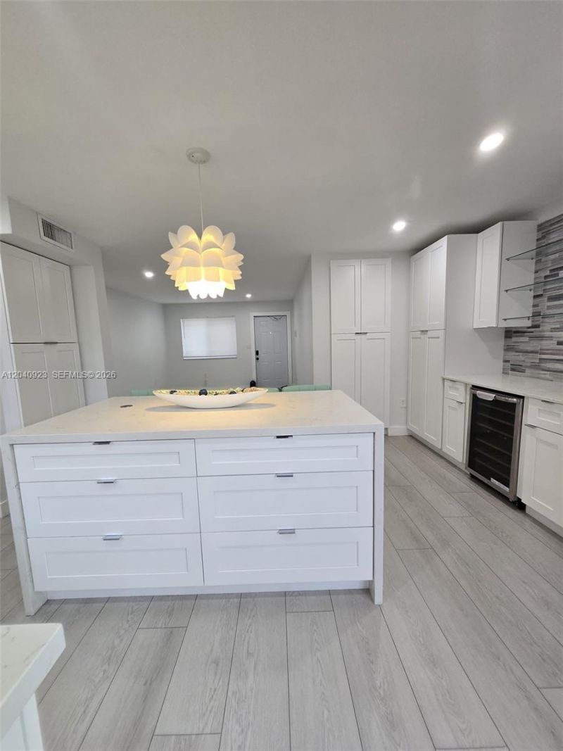 17324 NW 74th Ave, Unit 102, Hialeah, FL 33015 Photo
