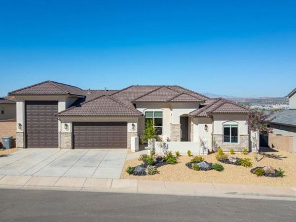 1916 S PLEIADES WAY , Washington, UT 84780