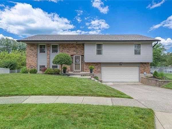 709 Friar Tuck Court, Miamisburg, OH 45342