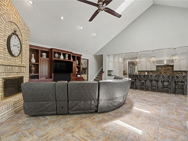 1973 W Alex Bell Road, Dayton, OH 45459 Photo 20