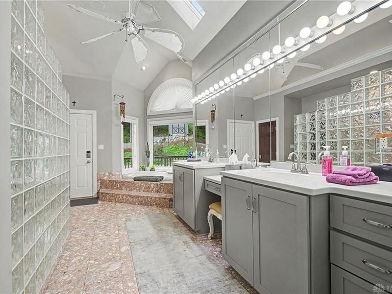 1973 W Alex Bell Road, Dayton, OH 45459 Photo 31