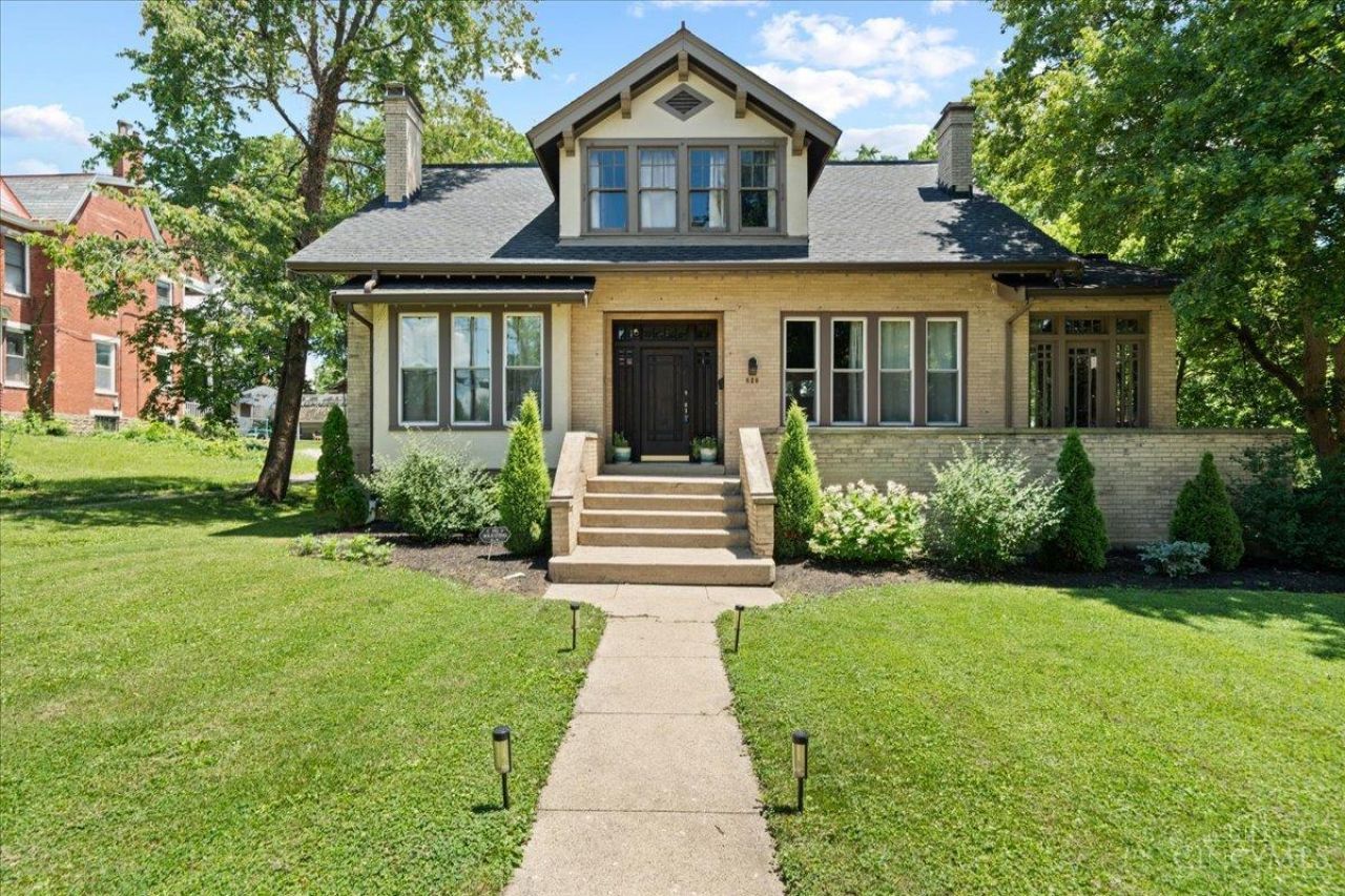 520 Purcell Avenue, Cincinnati, OH 45205 Main Photo