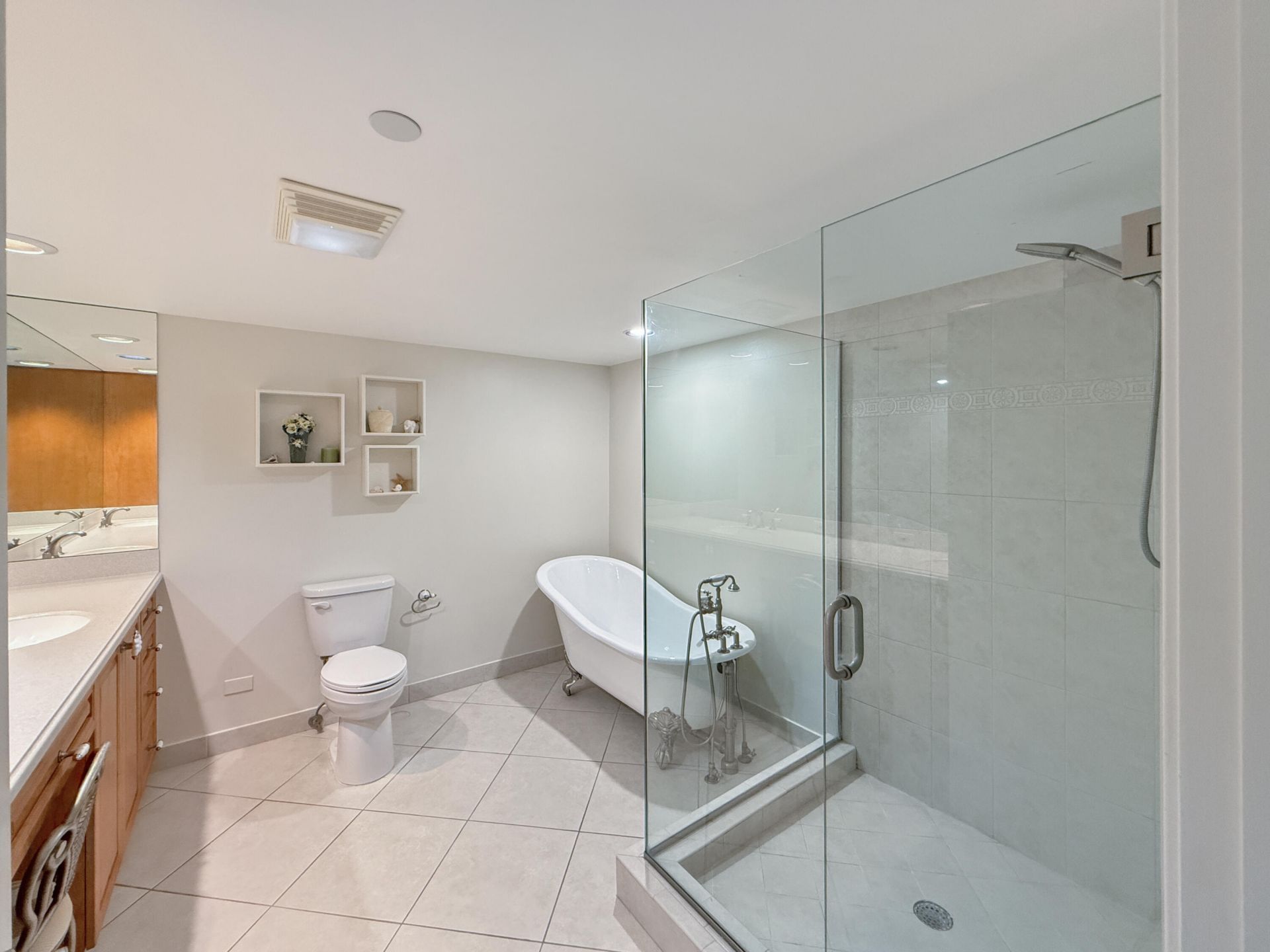 5080 N Ocean Drive, Unit 20c, Singer Island, FL 33404 Photo