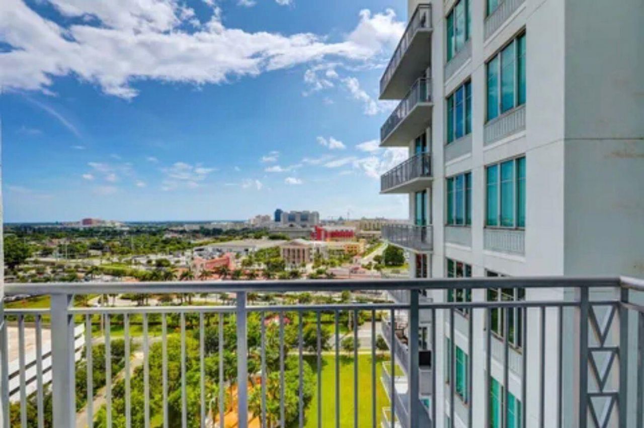 300 S Australian Avenue, Unit 1202, West Palm Beach, FL 33401 Photo