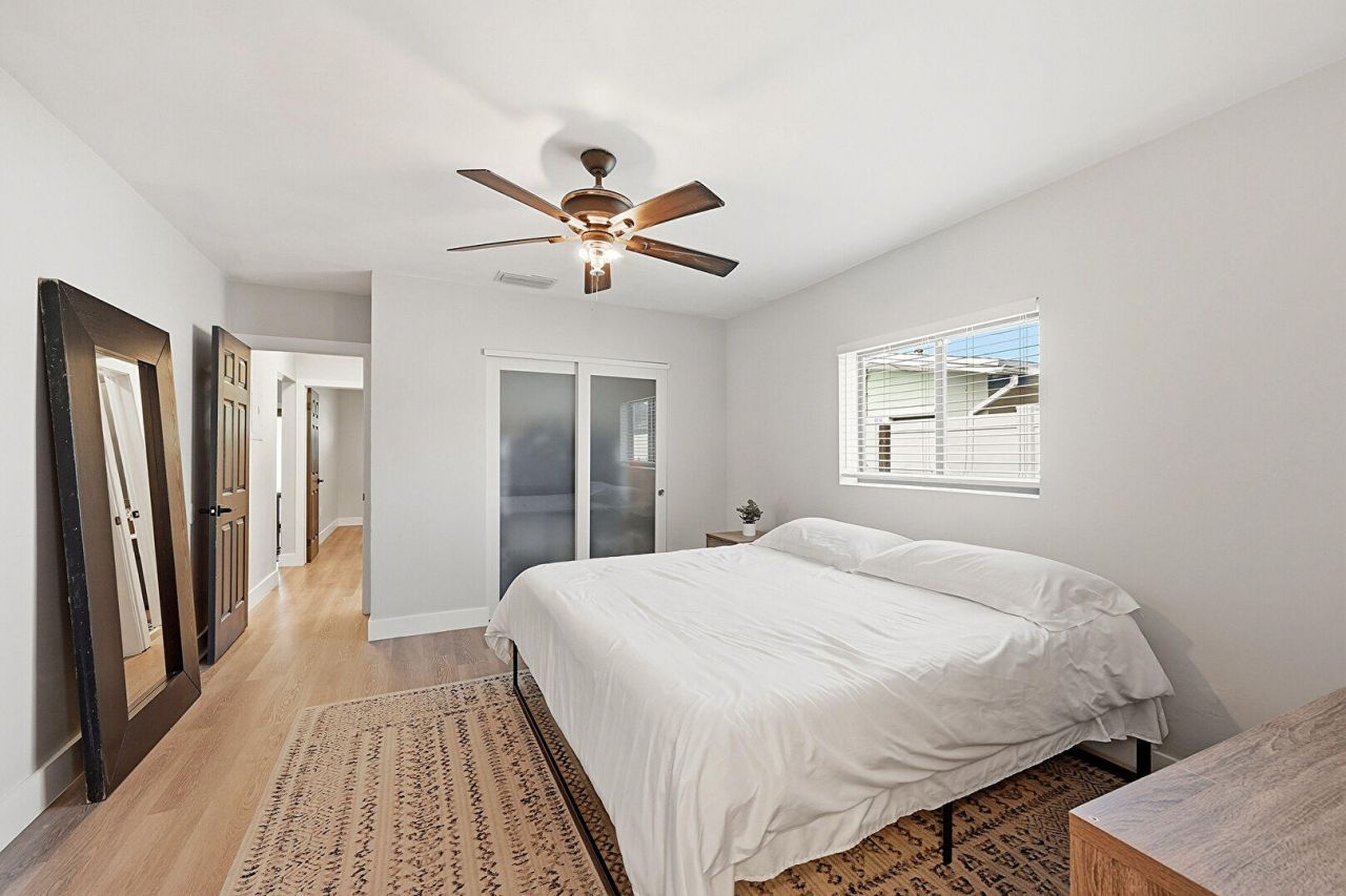 8370 NW 26th Place, Sunrise, FL 33322 Photo