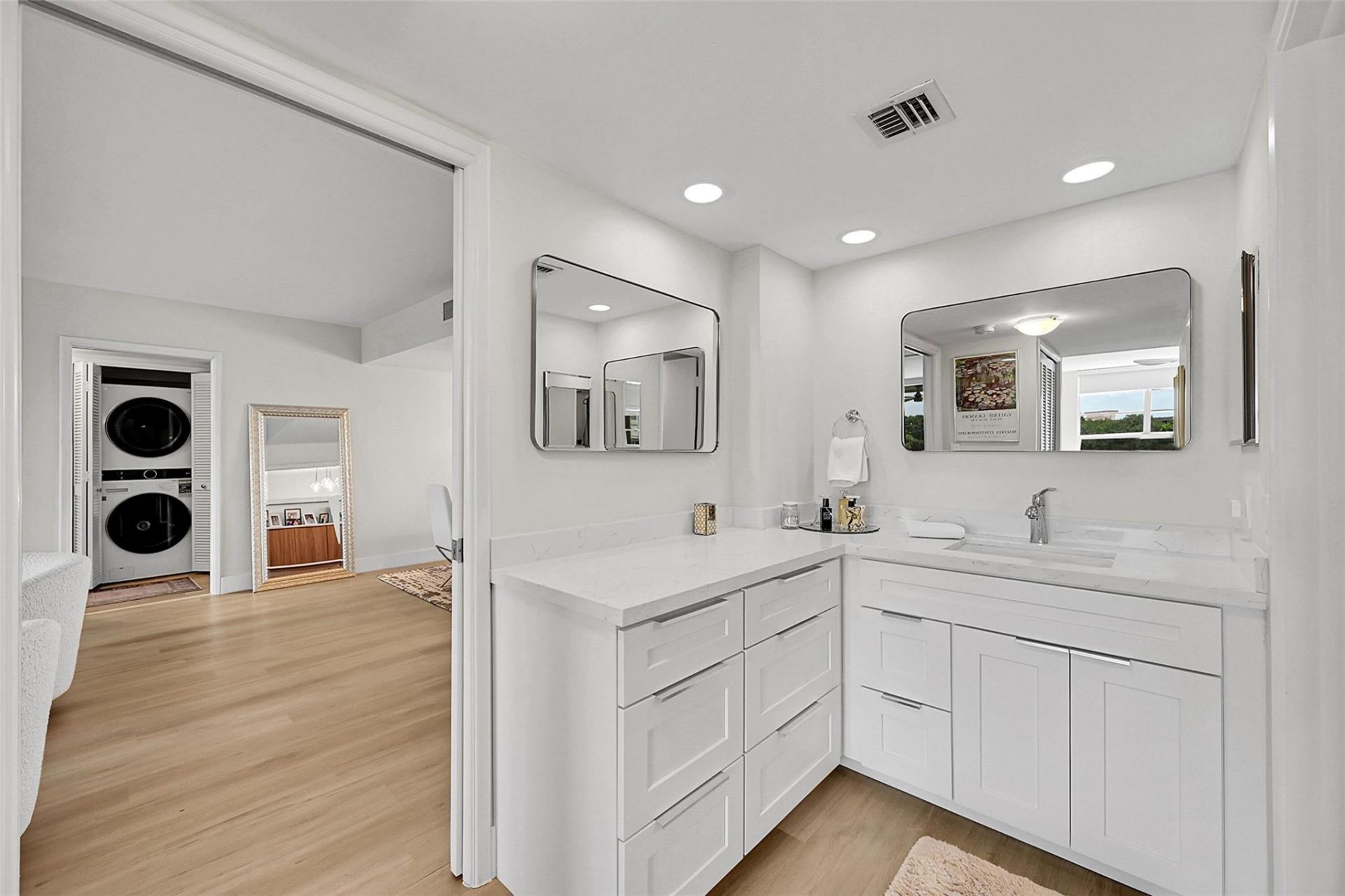 555 Oaks Lane, Unit 311, Pompano Beach, FL 33069 Photo