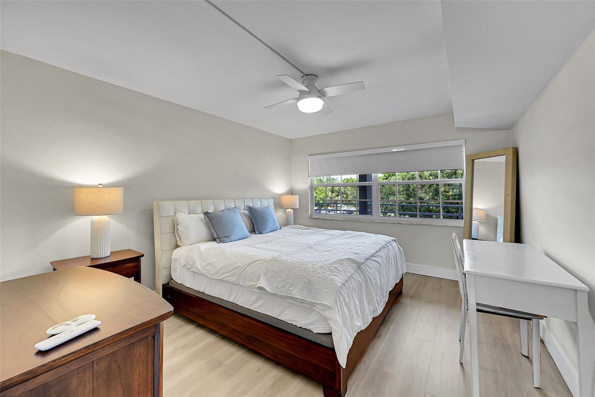 555 Oaks Lane, Unit 311, Pompano Beach, FL 33069 Photo