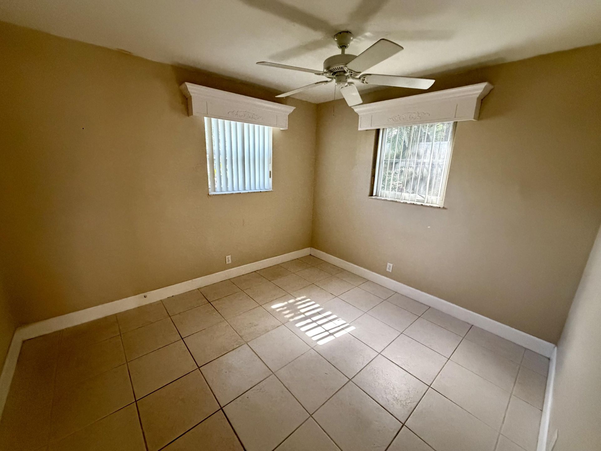 1410 N 67th Terrace, Hollywood, FL 33024 Photo