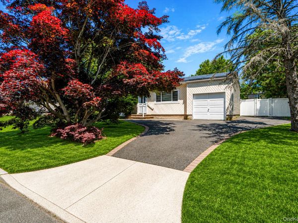 15 Edwin Avenue , Patchogue, NY 11772