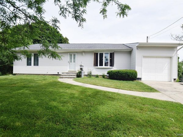 27 Naples Avenue , Central Islip, NY 11722
