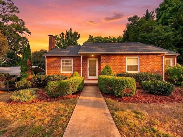 203 Ridgecrest Road, Asheboro, NC 27203