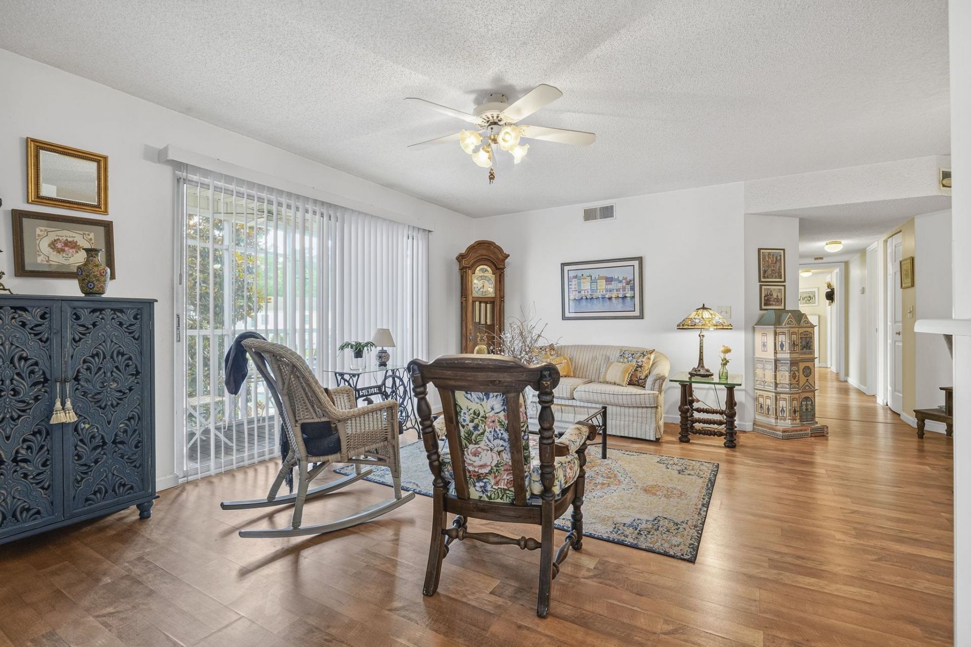 2150 Clearwater Dr. Photo 18