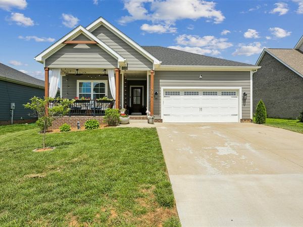 735 Denver Lane, Bowling Green, KY 42103