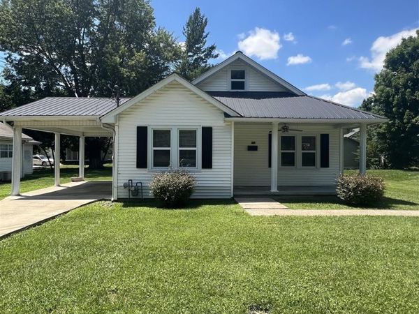 113 Garmon Avenue , Glasgow, KY 42141